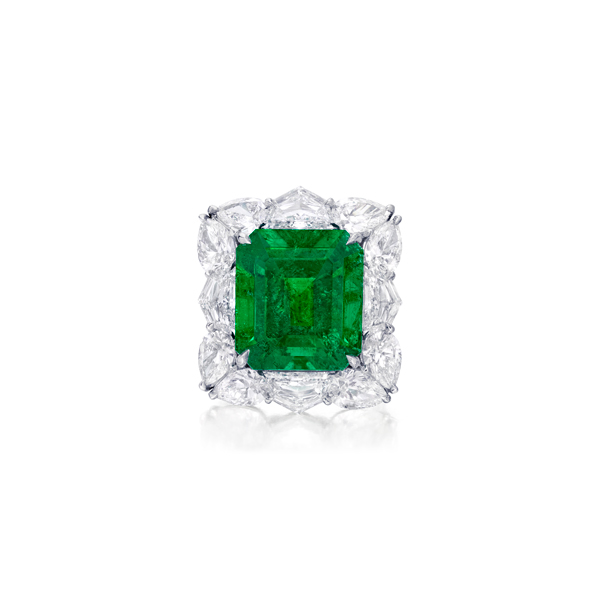 emerald diamond ring